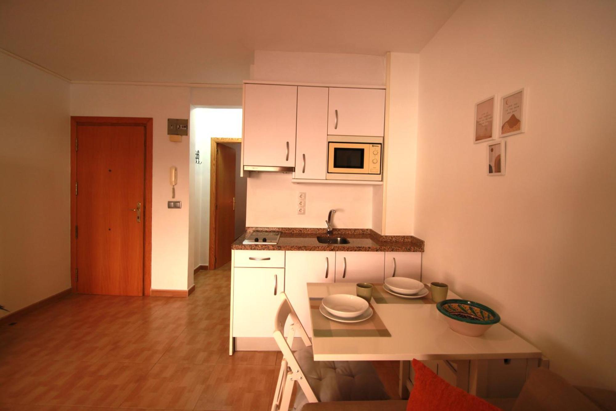 Apartamento Casaturis En Centro De Alicante En Antigua Estacion Autobuses A101 Exterior foto